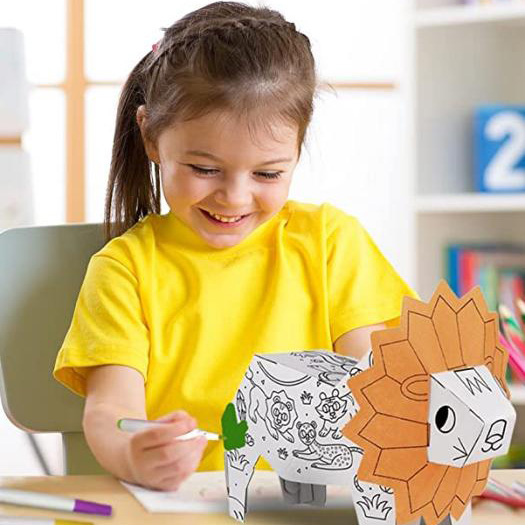 Apa pentingnya mendorong anak -anak untuk bermain dengan mainan pendidikan DIY?